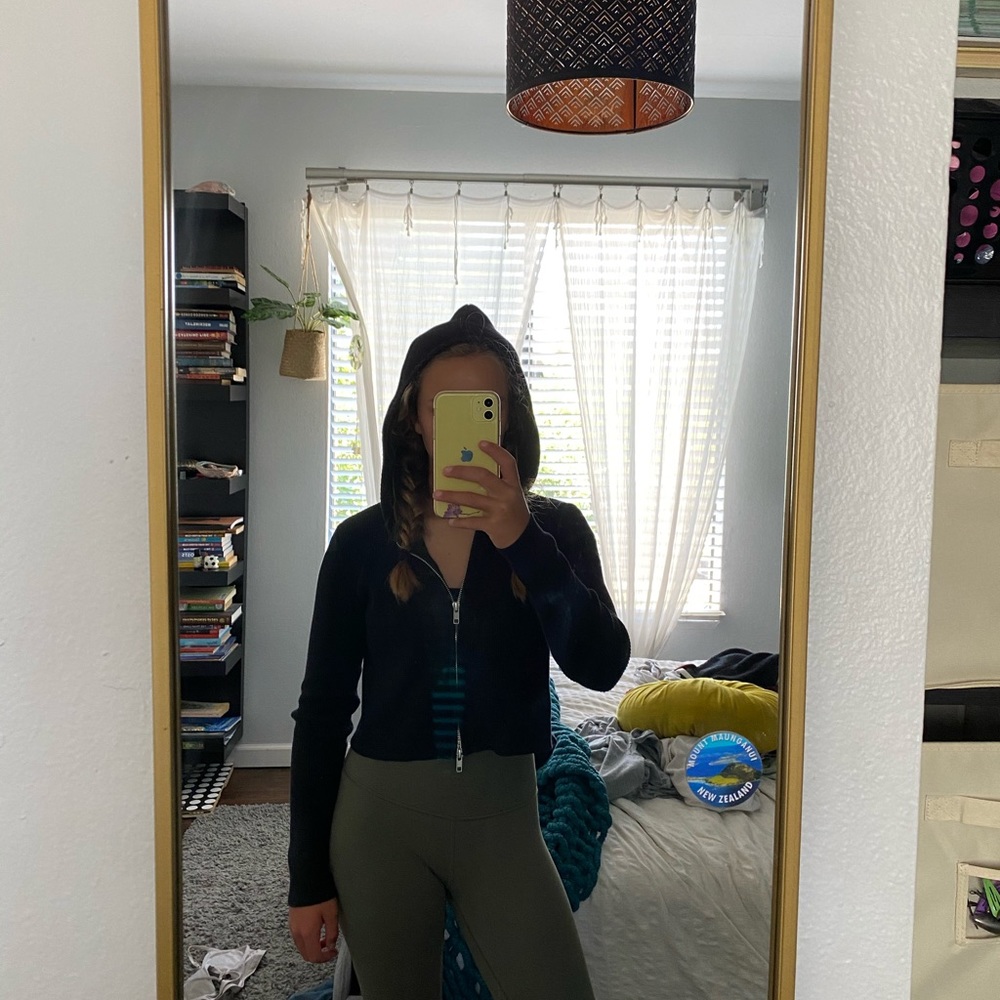 Bandy Melville hoddie